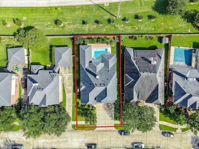 Building Photo - 2814 Keagan Falls Dr
