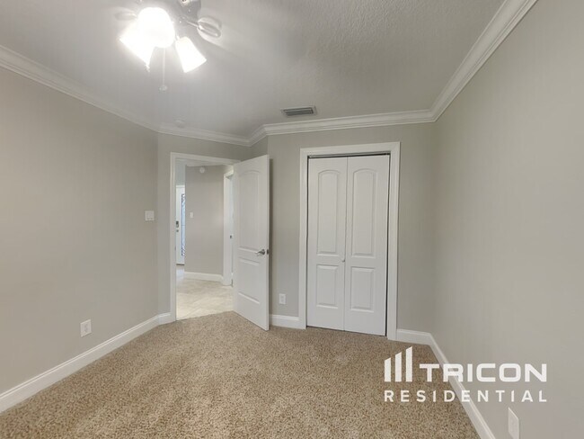 Building Photo - 17519 Willow Pond Dr