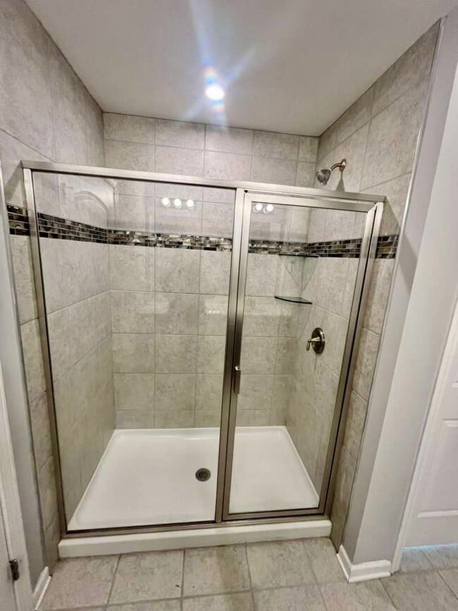 Building Photo - 2105 Boynton St