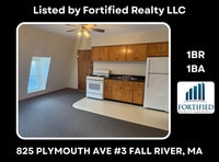 Building Photo - 825 Plymouth Ave