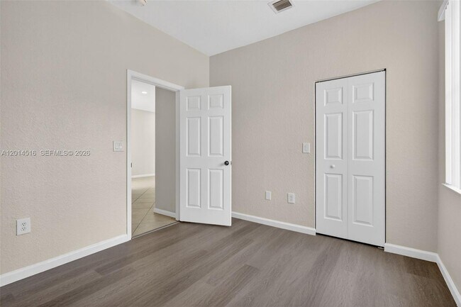 Building Photo - 16398 SW 27th St