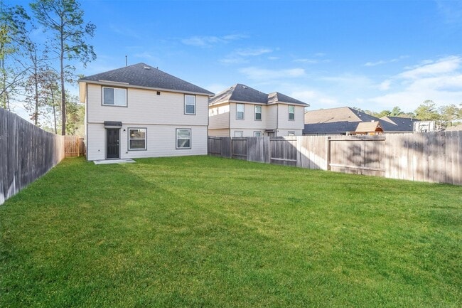 Building Photo - 3717 Alexus Dr
