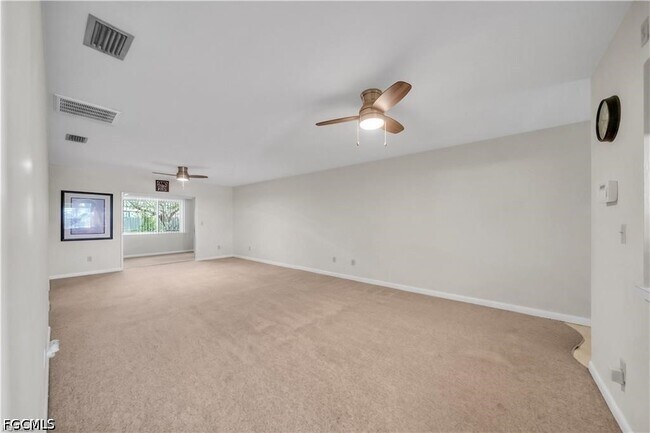 Building Photo - 836 Trafalgar Pkwy