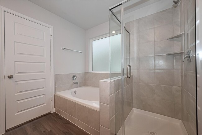 Building Photo - 2412 Cave Fish Dr