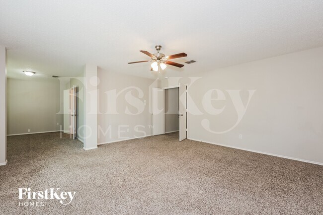 Building Photo - 1273 Longleaf Dr