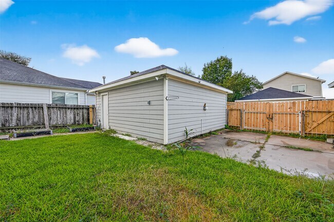 Building Photo - 20721 Patriot Park Ln