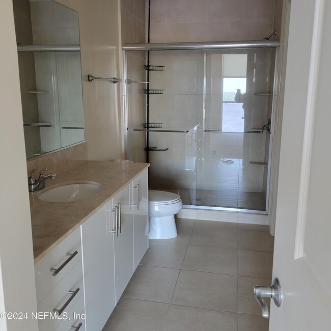 Building Photo - 1431 Riverplace Blvd