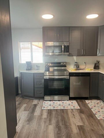 Building Photo - 161 NE 15th Ter