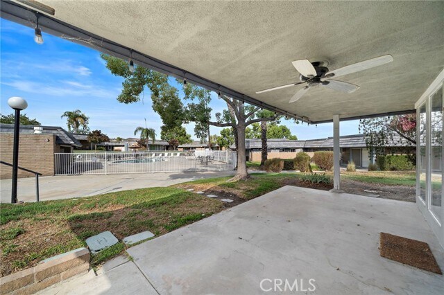 Building Photo - 22400 Canyon Club Dr