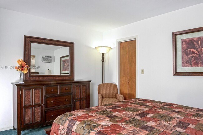 Building Photo - 1748 Rodman St