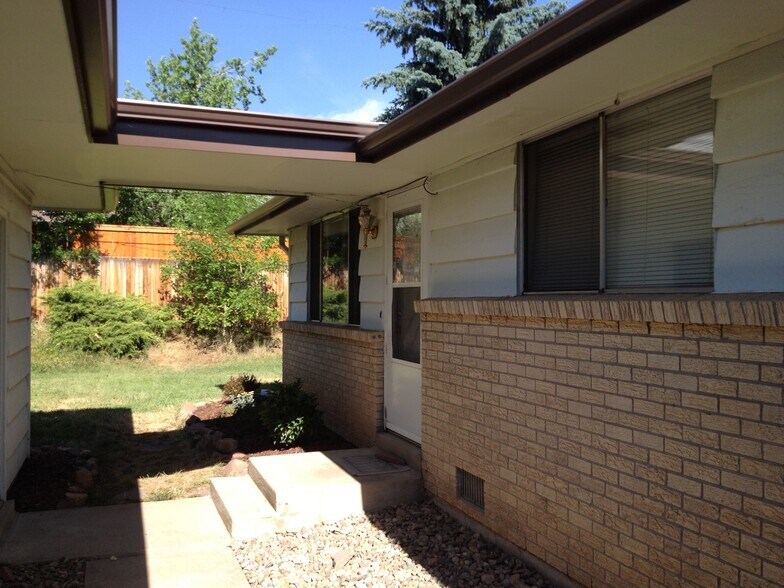 Breezeway - 1265 Fairfield Dr