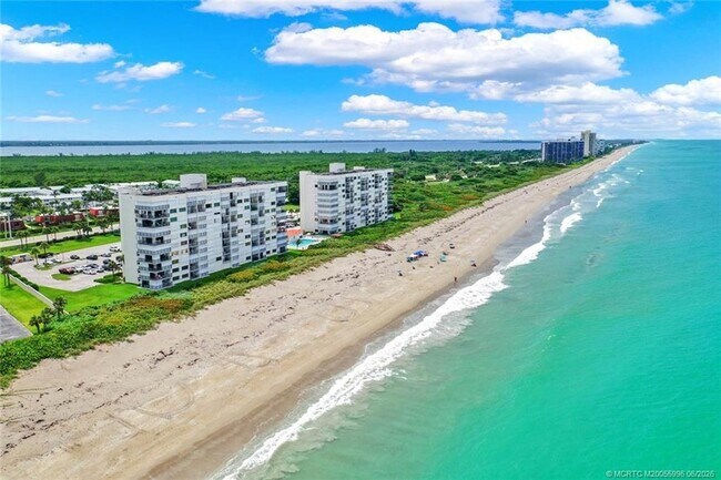 Building Photo - 9490 S Ocean Dr