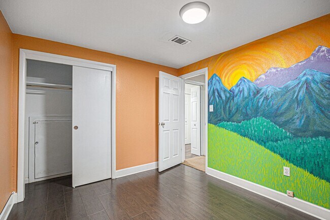 Building Photo - Charming 3-Bedroom Home – Perfect for Comf...