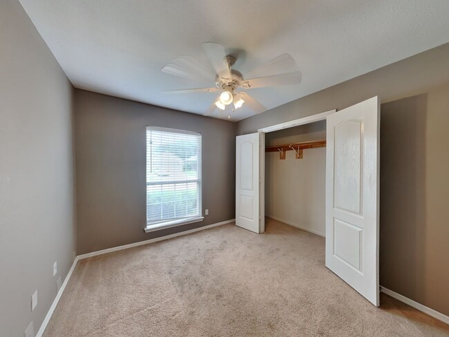 Building Photo - MOVE IN READY NOW IN KELLER ISD!
