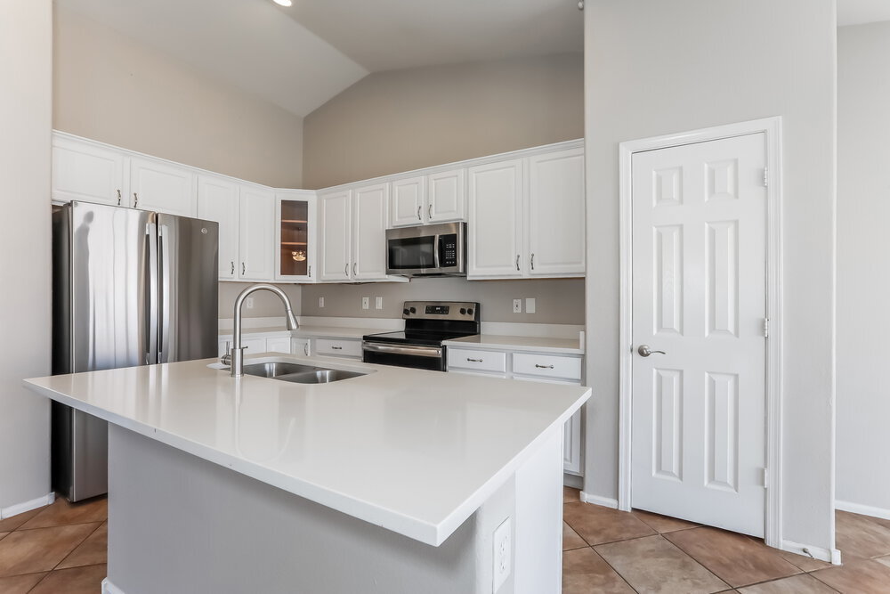 Building Photo - 4148 E Stratford Pl