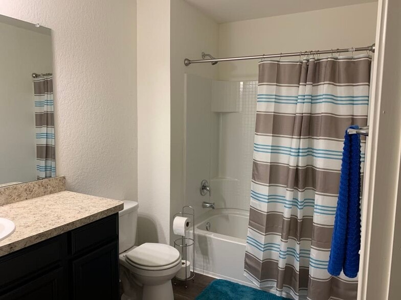 Building Photo - 291 Seneca Loop