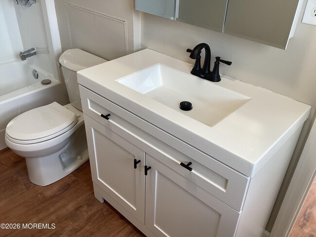 Building Photo - 116 Hancock Ave