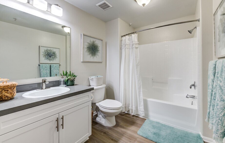 Cape May at Harveston 40140 Village Rd Temecula CA 92591 Apartment