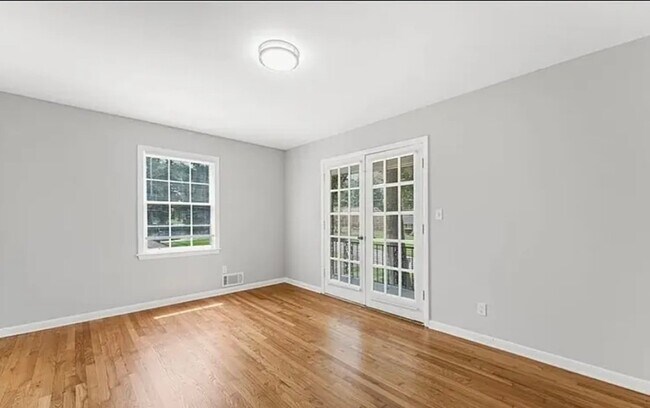 Building Photo - 3584 Preakness Dr