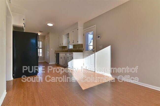 Building Photo - 213 Puller Ct