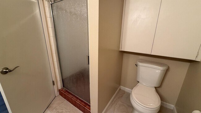 Building Photo - 1780 W Santa Ana Ave