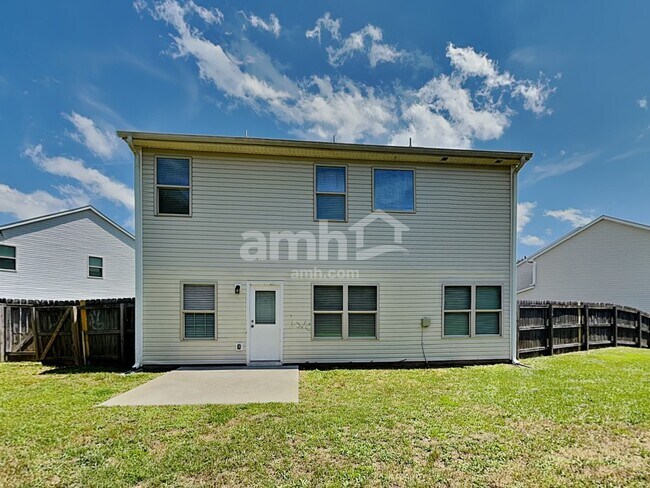 Building Photo - 202 Monarch Way