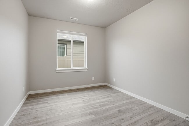 Building Photo - 4268 May Ella Lp