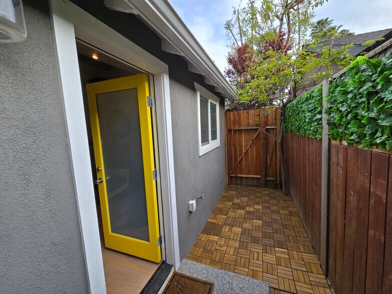 Building Photo - 22116 Gilmore St