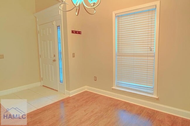 Building Photo - 1206 Peacock Trail