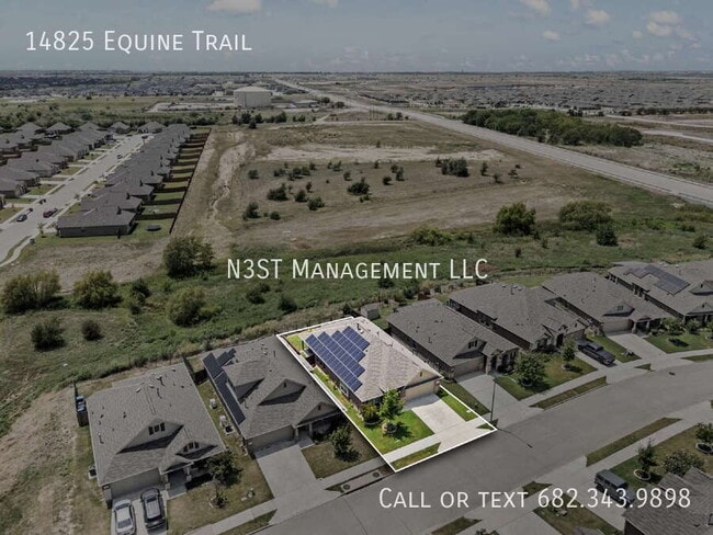 Building Photo - 14825 Equine Trail