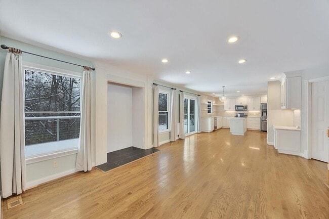 Building Photo - 20401 Matterhorn Dr