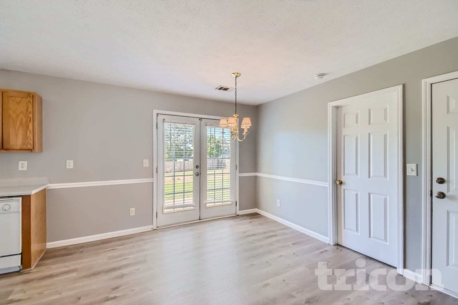 Building Photo - 790 White Dove Dr