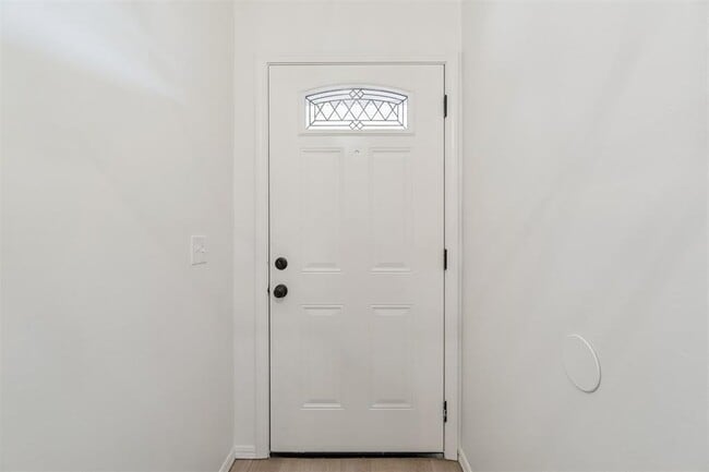 Building Photo - 1033 Mabel C Fry Blvd