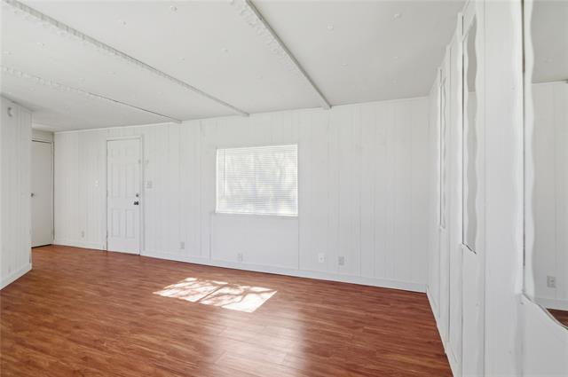 Building Photo - 1329 Fox Hollow Ct