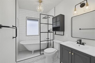 Building Photo - 4933 El Campo Ave