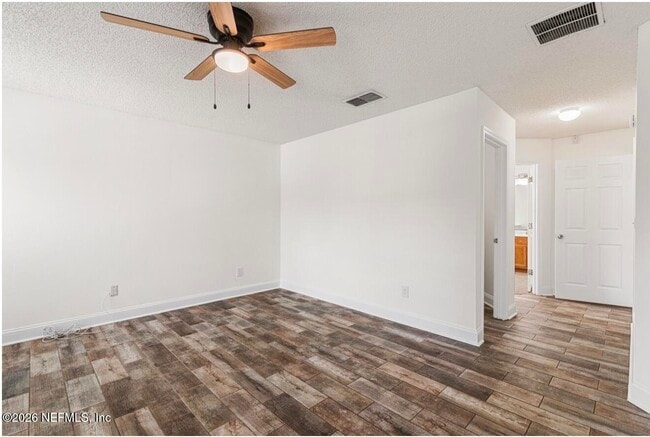 Building Photo - 2471 Coachman Lakes Dr