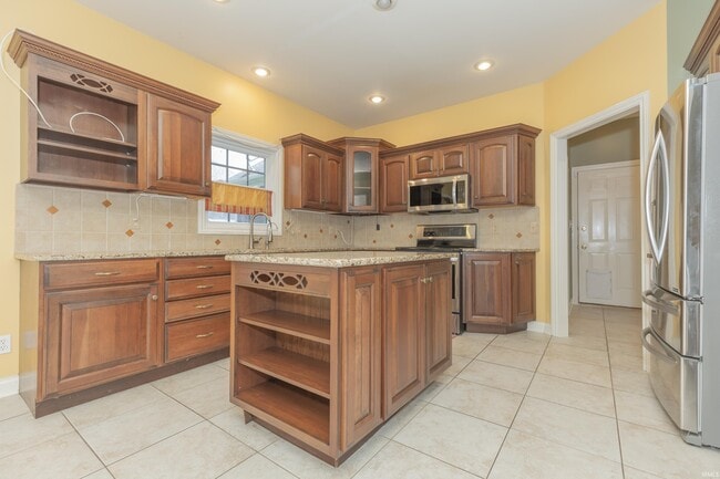 Building Photo - 4595 Prescott Dr