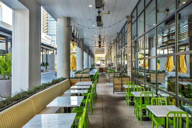 Building Photo - 222 West Ave