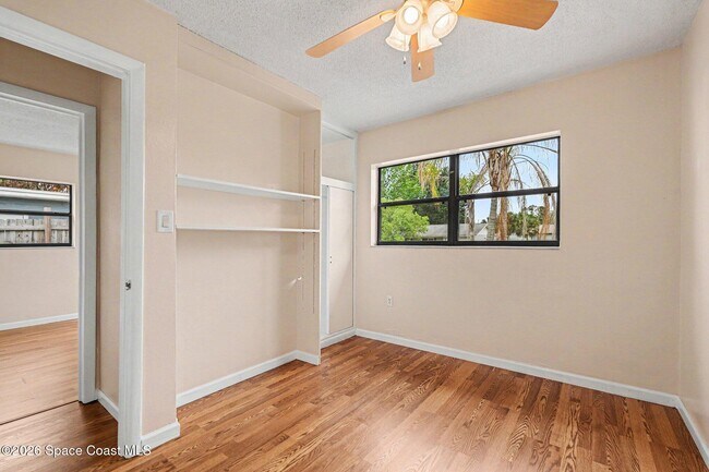 Building Photo - 3960 Barcelona St