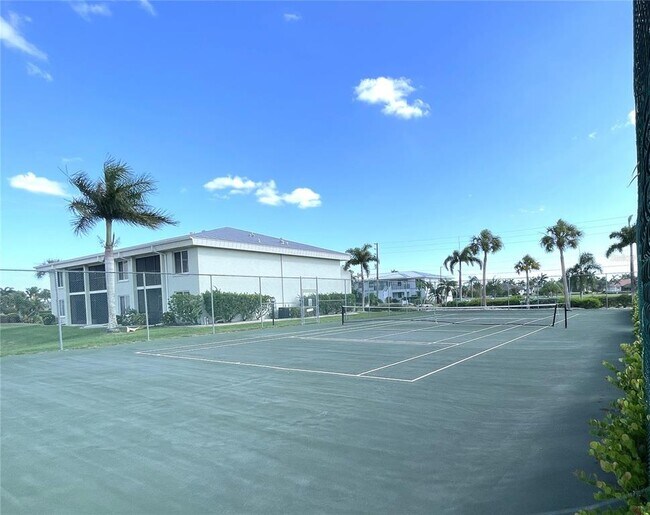 Building Photo - 3600 Bal Harbor Blvd