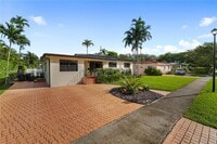 Building Photo - 6331 SW 18th St