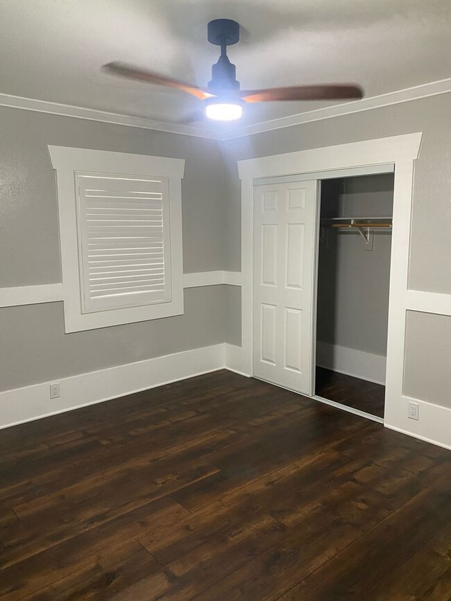 Building Photo - Newly remodeled 2 bedroom/1 bath