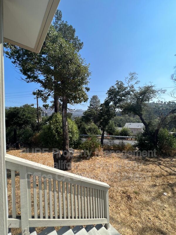 Building Photo - 1167 Mark West Springs Rd