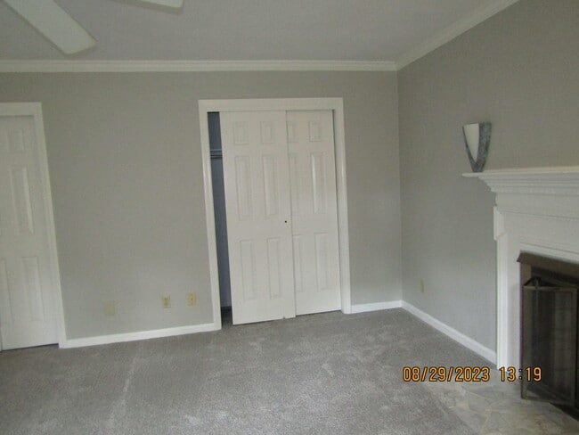 Building Photo - Bellamy Estates