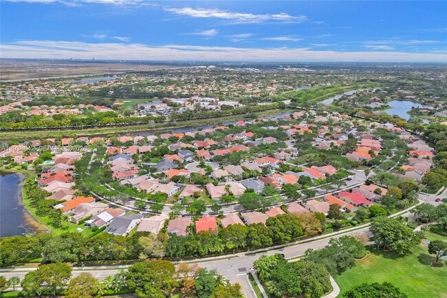 Building Photo - 648 Sand Creek Cir