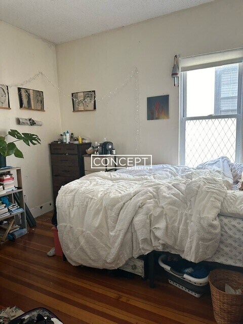 Building Photo - 34 Darling St