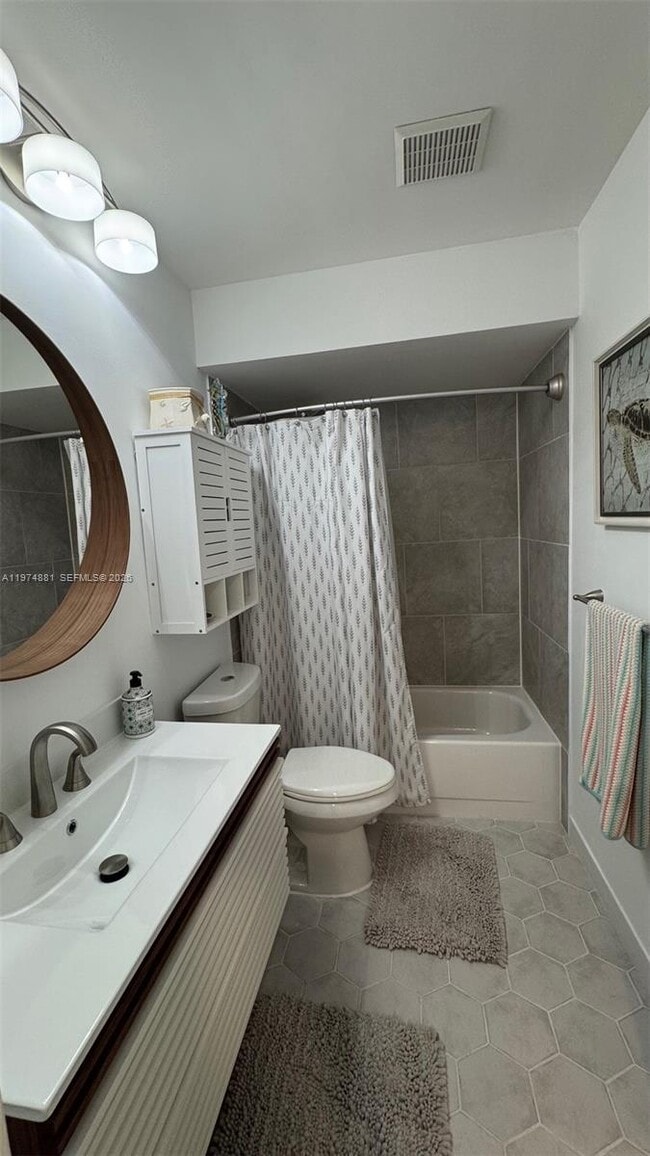 Building Photo - 405 Bennington Ln