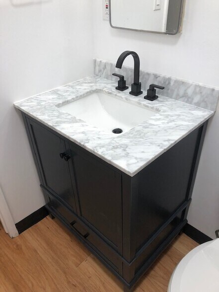 Sink in Bathroom - 4607 Plaza Ln