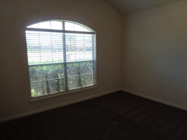 Building Photo - 15146 Diamond Way