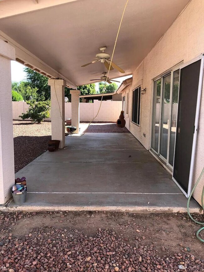 Building Photo - 20621 N 63rd Dr